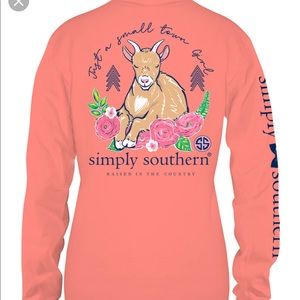 ISO: Simply Southern Goat long sleeve - M/L